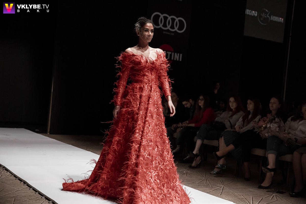 Дефиле дизайнеров из Грузии и России на Azerbaijan Fashion Week (ФОТО)