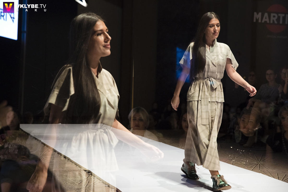Дефиле дизайнеров из Грузии и России на Azerbaijan Fashion Week (ФОТО)
