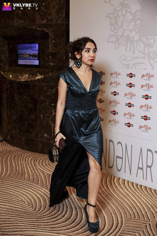 Дефиле дизайнеров из Грузии и России на Azerbaijan Fashion Week (ФОТО)