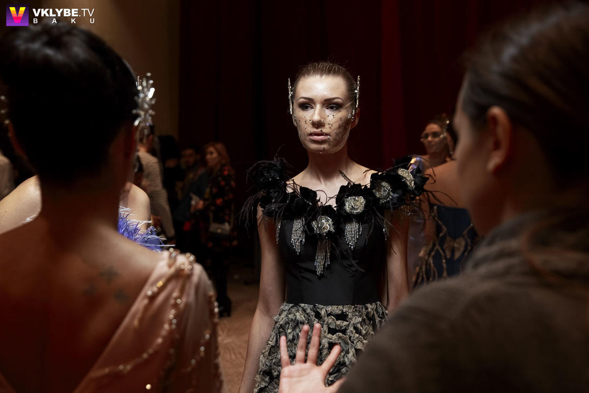 Дефиле дизайнеров из Грузии и России на Azerbaijan Fashion Week (ФОТО)