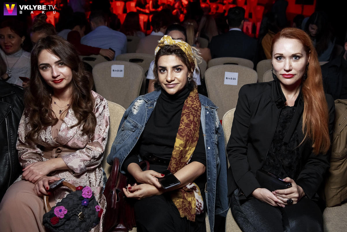 Дефиле дизайнеров из Грузии и России на Azerbaijan Fashion Week (ФОТО)