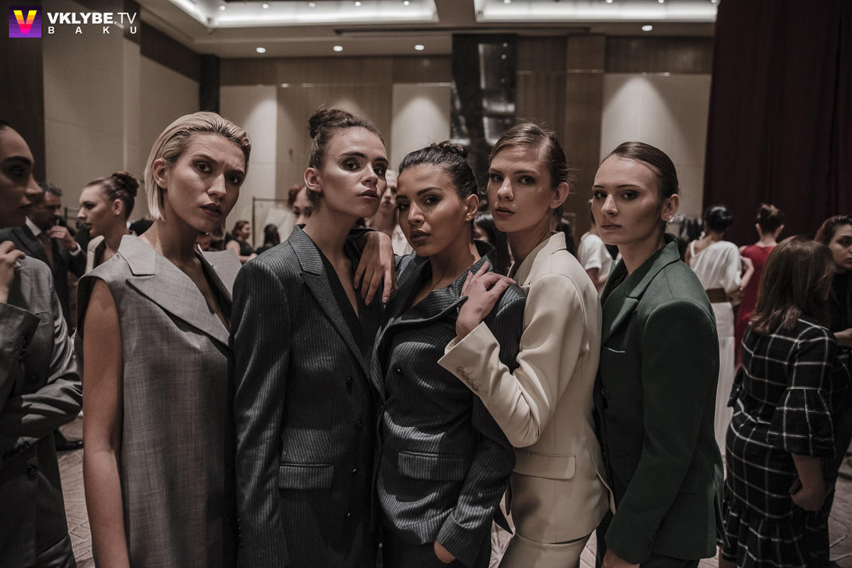 Дефиле дизайнеров из Грузии и России на Azerbaijan Fashion Week (ФОТО)