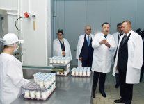 Президент Азербайджана Ильхам Алиев ознакомился в Aбшеронском районе с деятельностью ООО "Захмет-Рузи" (ФОТО)