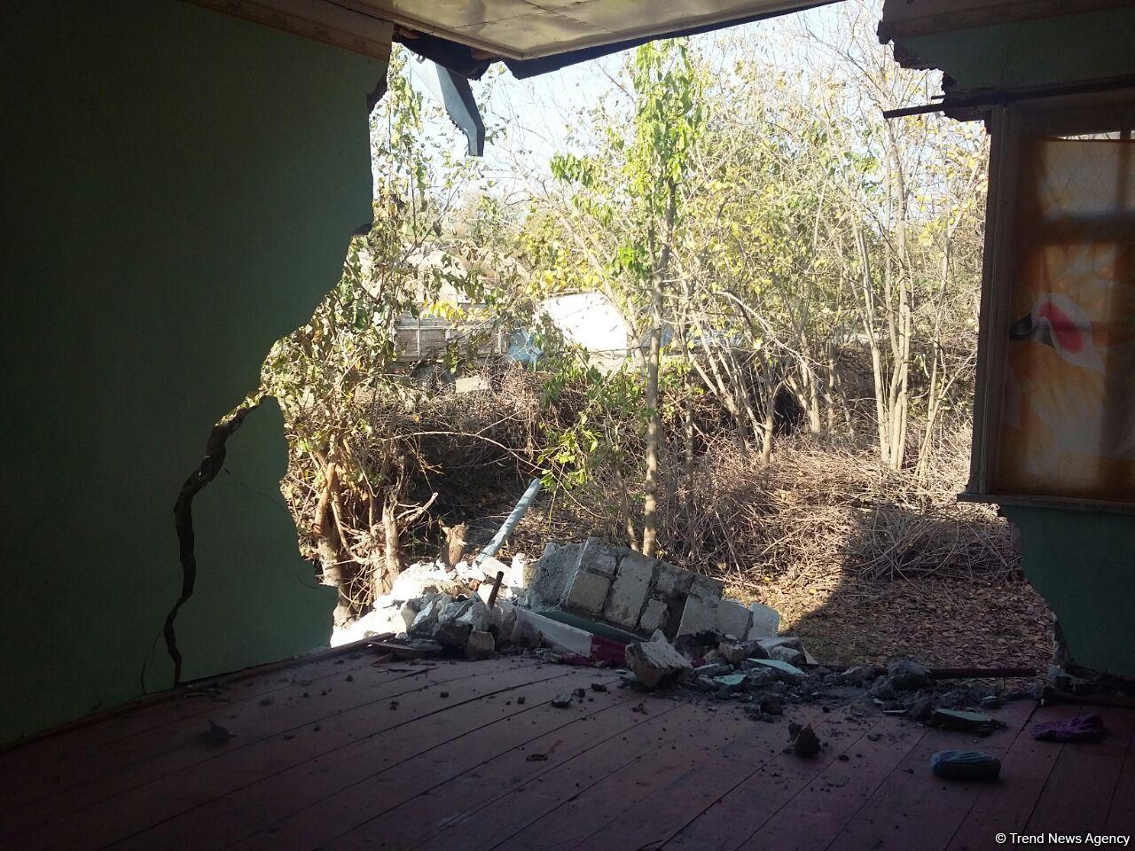 В результате землетрясения в Агдаме повреждено почти 180 домов