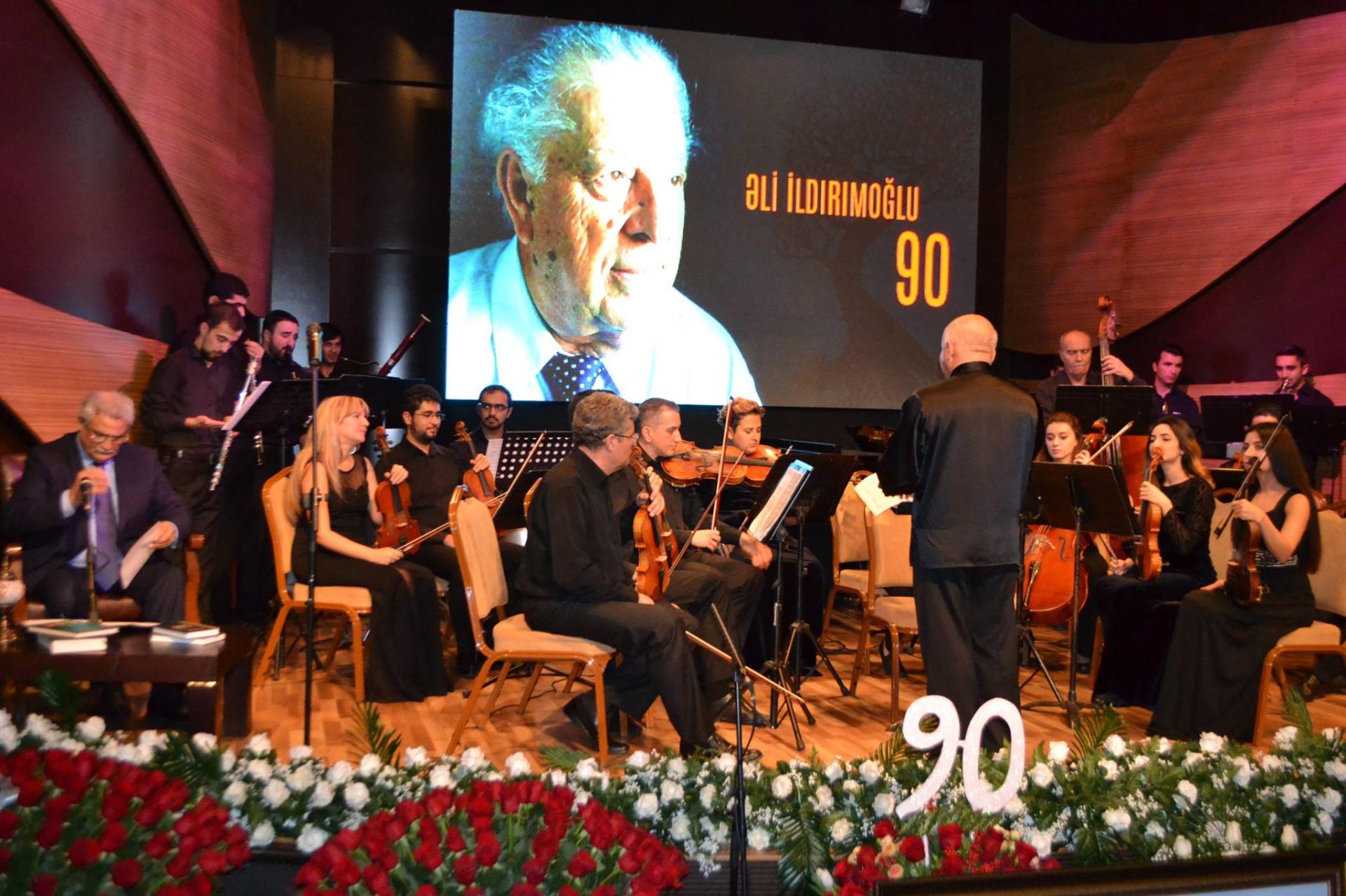 В Баку прошел торжественный вечер  в честь 90-летия Али Ильдырымоглу (ФОТО)