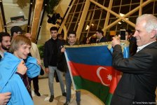 Золотой призер Всемирных соревнований возрастных групп по тамблингу Малкин вернулся в Баку (ФОТО)