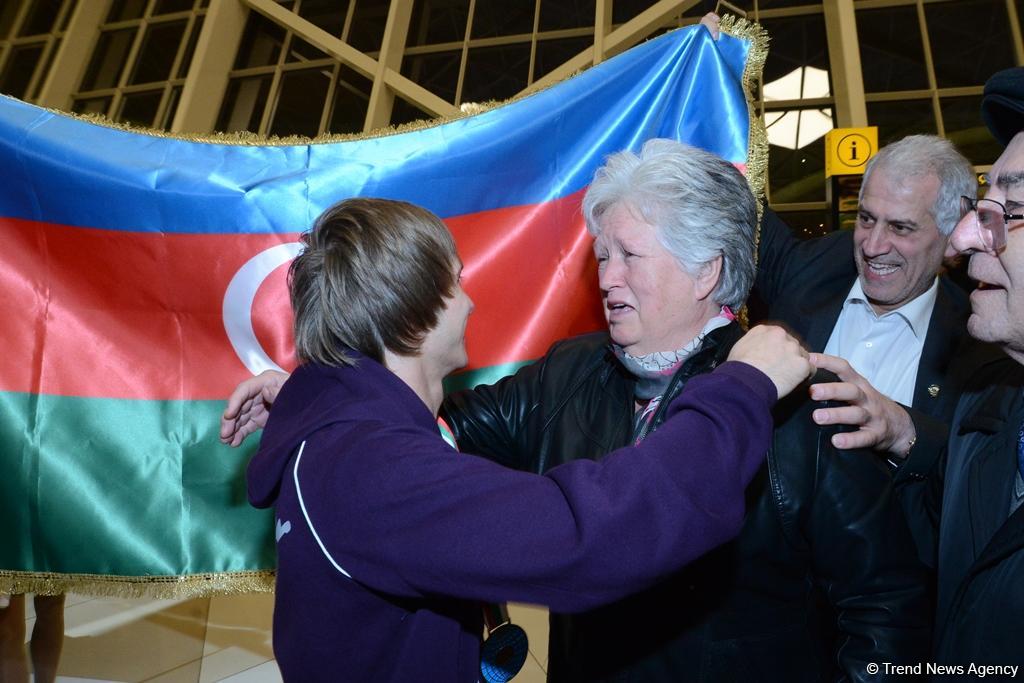 Золотой призер Всемирных соревнований возрастных групп по тамблингу Малкин вернулся в Баку (ФОТО)