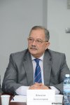 На экспертной площадке Baku Network обсудили значимость “идеологических войн” во внутренней политике стран (ФОТО)