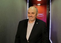 Азербайджанские телезвезды: Как стать популярным в социальных сетях (ФОТО, ВИДЕО)