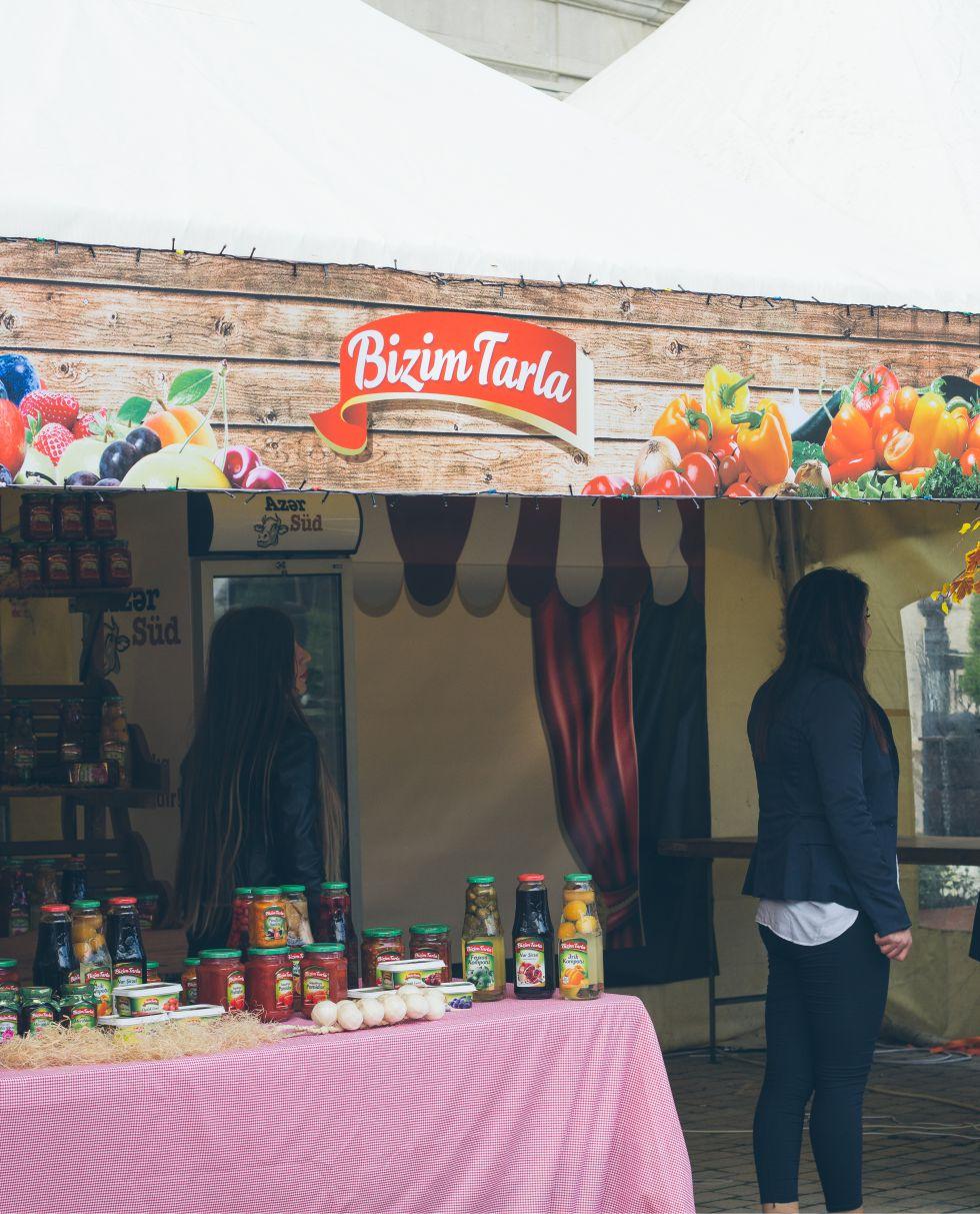 Baku Street Food Festival: Забудьте о плохой погоде, тепло у нас в сердцах! (ФОТО)