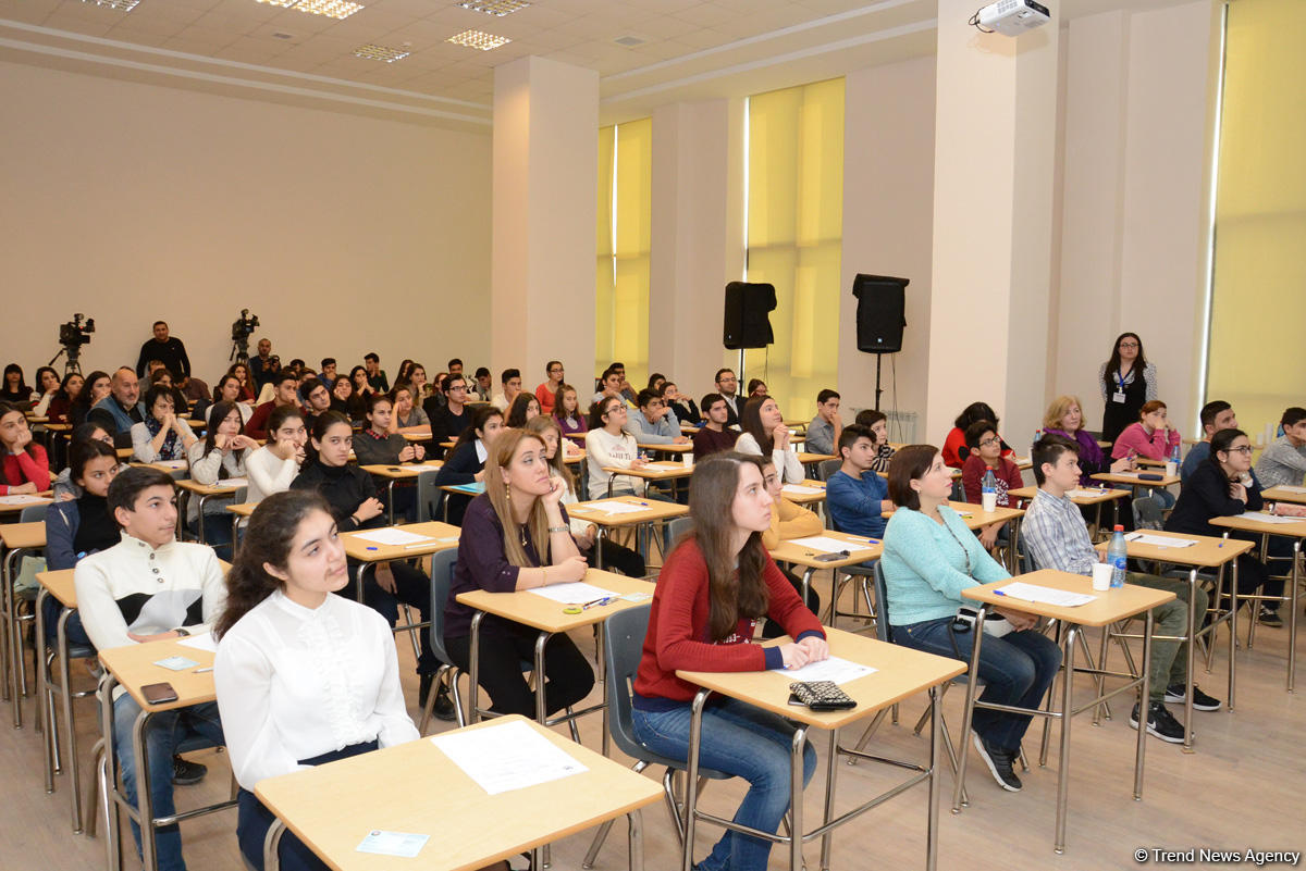 В Бакинском Филиале МГУ впервые в Азербайджане прошел Международный  Географический диктант-2017 (ФОТО)