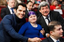 Вице-президент Фонда Гейдара Алиева приняла участие в презентации документального фильма «Свет за окном» (ФОТО)