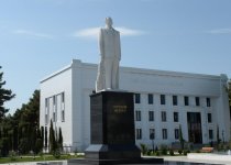 Президент Ильхам Алиев прибыл в Сабирабадский район (ФОТО)