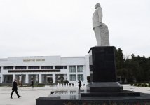 Президент Ильхам Алиев прибыл в Сабирабадский район (ФОТО)