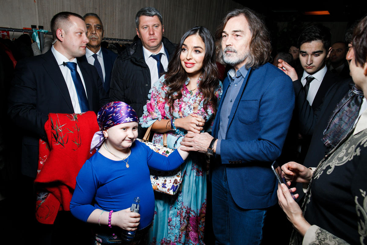 Вице-президент Фонда Гейдара Алиева приняла участие в презентации документального фильма «Свет за окном» (ФОТО)