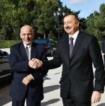 Azerbaijani, Afghan presidents hold one-on-one meeting (PHOTO)