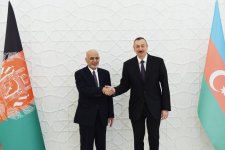 Azerbaijani, Afghan presidents hold one-on-one meeting (PHOTO)
