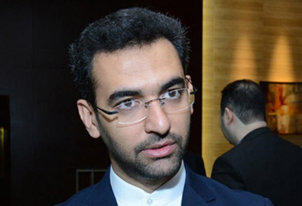 Iran supplying internet services to Iraq, minister says