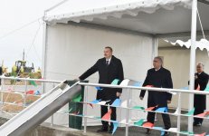 Президент Ильхам Алиев принял участие в закладке участка автодороги Баку - граница с Россией (ФОТО)