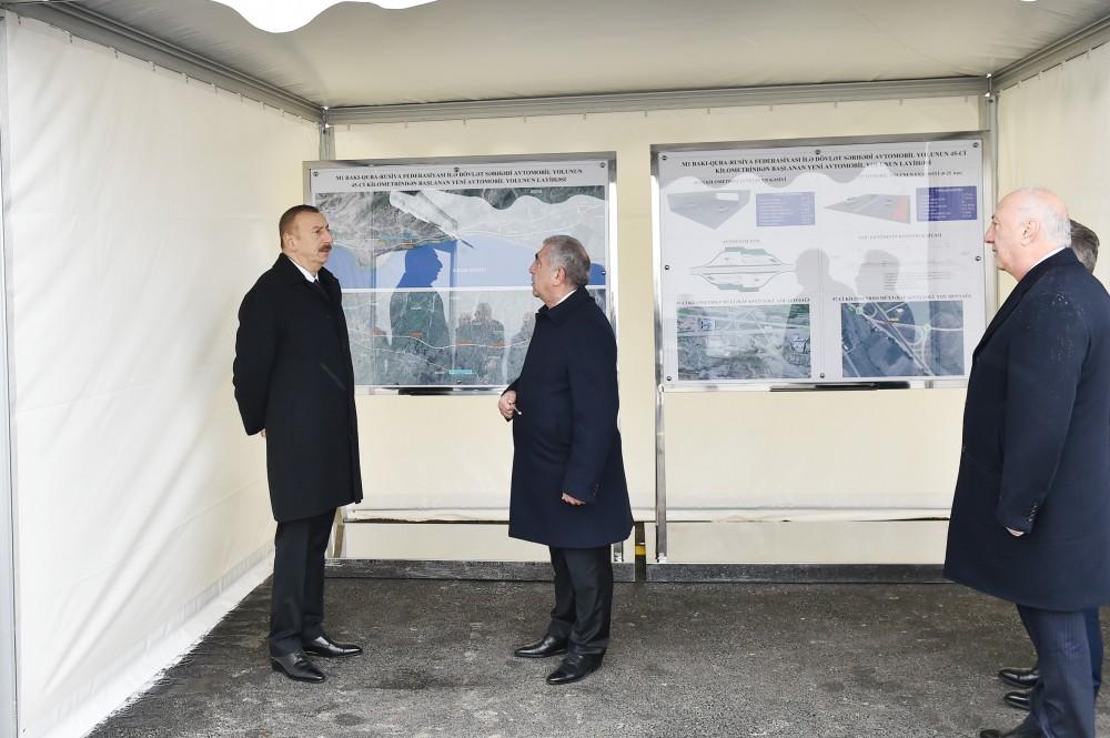 Президент Ильхам Алиев принял участие в закладке участка автодороги Баку - граница с Россией (ФОТО)