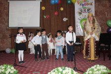 Путешествие в волшебный мир сказки с бабушкой Гюльзар (ФОТО)