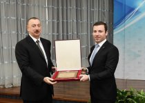 Президент Ильхам Алиев и Первая леди Мехрибан Алиева приняли участие в мероприятии, посвященном спортивным итогам 2017 года (ФОТО)