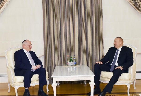 Ilham Aliyev receives Malcolm Hoenlein