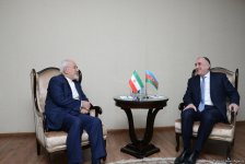 Azerbaijani, Iranian FMs hold bilateral meeting (PHOTO)