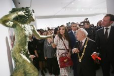 Вице-президент Фонда Гейдара Алиева Лейла Алиева приняла участие в открытии персональной выставки Омара Эльдарова (ФОТО)