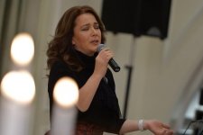 Азербайджанская элита на вечере "Возраст не властен над женщиной" (ФОТО)
