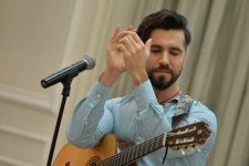 Азербайджанская элита на вечере "Возраст не властен над женщиной" (ФОТО)