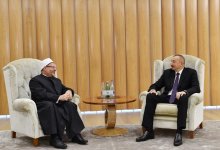 President Aliyev receives Grand Mufti of Egypt (PHOTO)