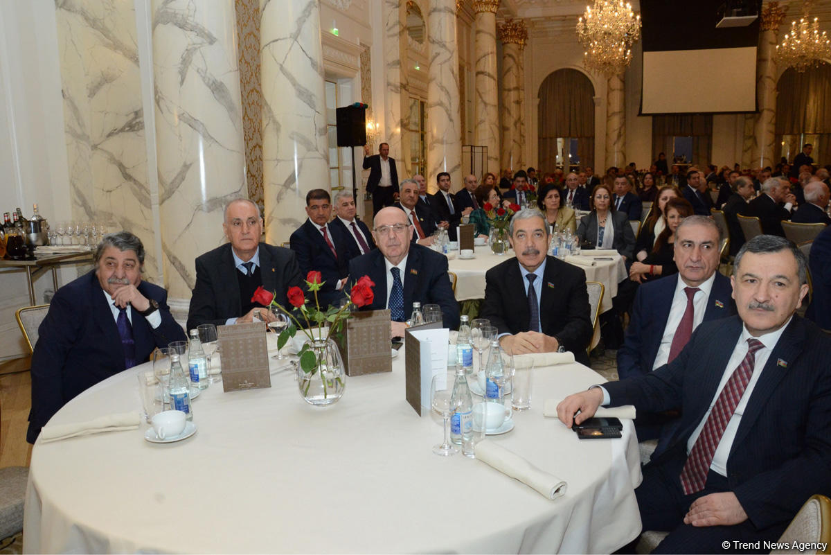 Baku hosting conference on energy, communication opportunities (PHOTO)