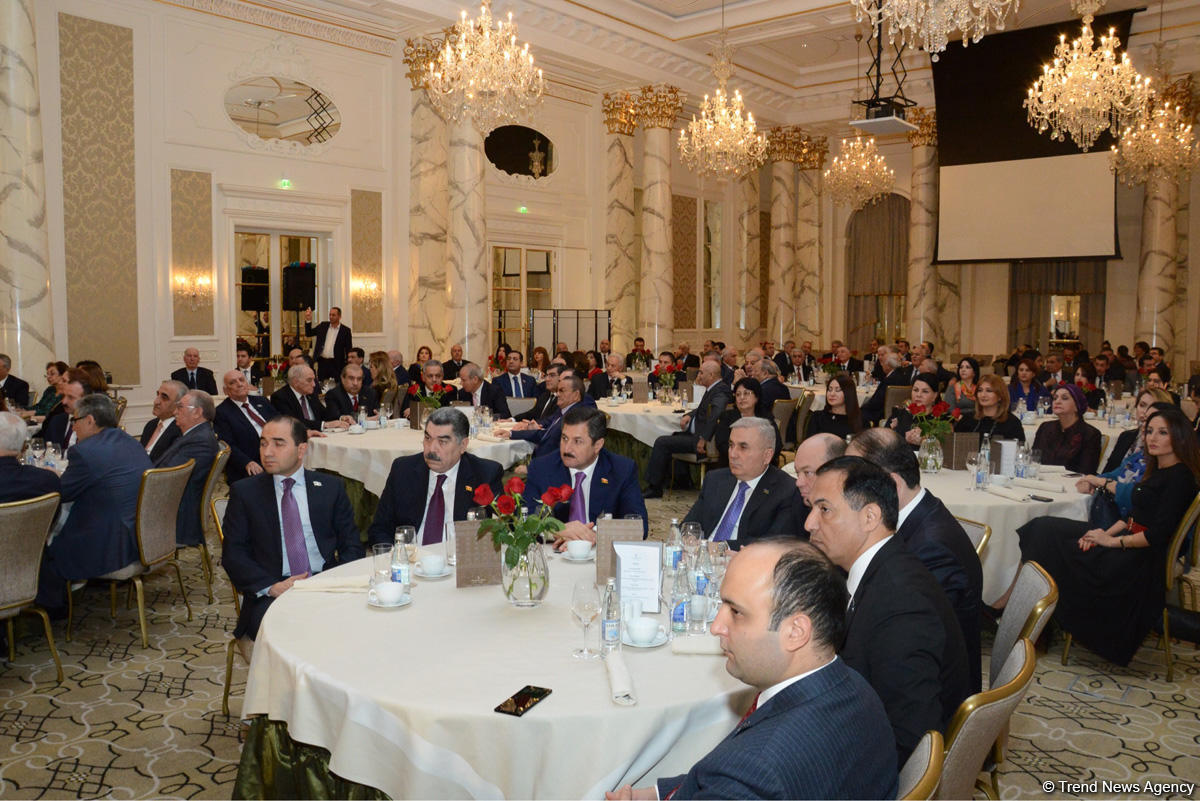 Baku hosting conference on energy, communication opportunities (PHOTO)