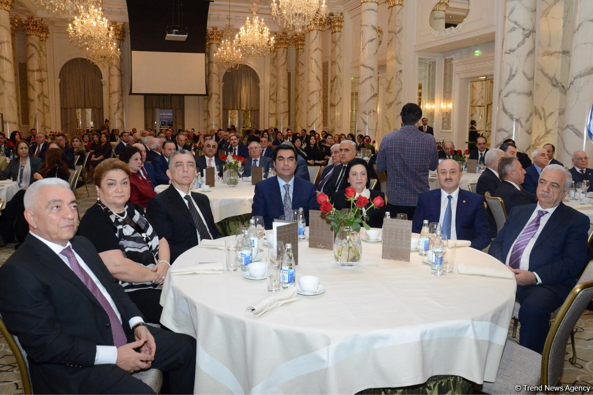 Baku hosting conference on energy, communication opportunities (PHOTO)