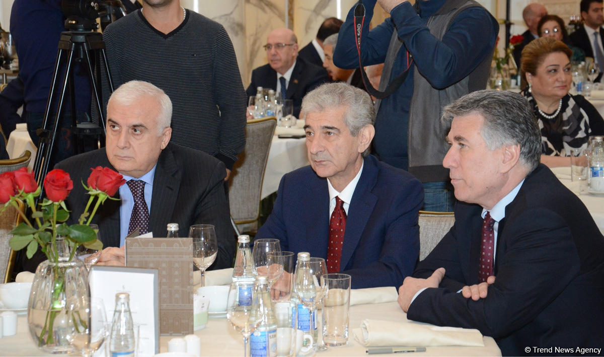 Baku hosting conference on energy, communication opportunities (PHOTO)