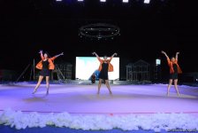 Впервые фильм “Один дома” представлен в Баку потрясающим новогодним гимнастическим Anchorшоу (ФОТО)