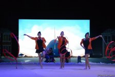 Впервые фильм “Один дома” представлен в Баку потрясающим новогодним гимнастическим Anchorшоу (ФОТО)