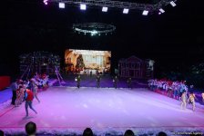 Впервые фильм “Один дома” представлен в Баку потрясающим новогодним гимнастическим Anchorшоу (ФОТО)
