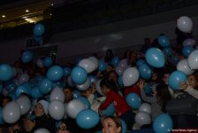 Впервые фильм “Один дома” представлен в Баку потрясающим новогодним гимнастическим Anchorшоу (ФОТО)