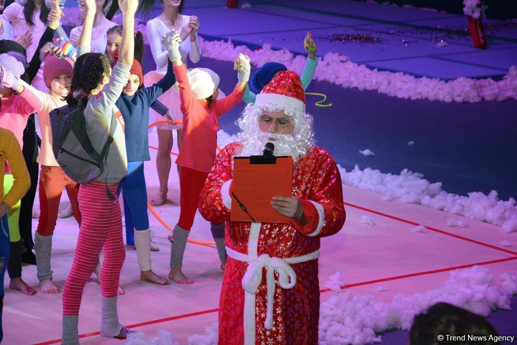 Впервые фильм “Один дома” представлен в Баку потрясающим новогодним гимнастическим Anchorшоу (ФОТО)
