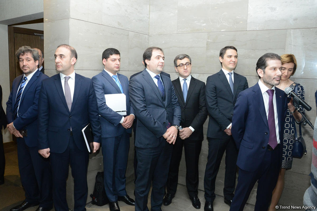 Открытие представительства РЭЦ в Баку поможет расширить товарооборот Азербайджана и РФ - министр (ФОТО)