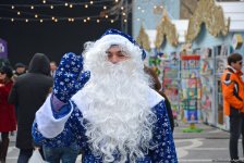 Баку  погрузился в праздничную атмосферу - ФОТОСЕССИЯ