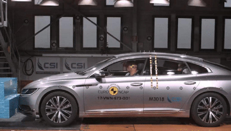 Представлен рейтинг самых безопасных автомобилей (ВИДЕО)