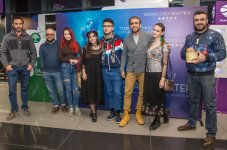 За три дня до мировой премьеры: фильм голливудского сказочника показали в Баку (ФОТО)