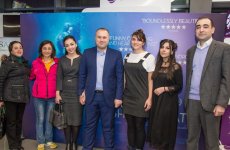За три дня до мировой премьеры: фильм голливудского сказочника показали в Баку (ФОТО)