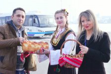 Первый рейс Баку-София: юбилей, каравай с медом и солью, хорошее настроение (ВИДЕО, ФОТО)