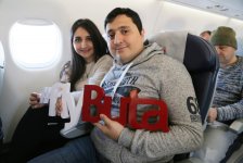 Первый рейс Баку-София: юбилей, каравай с медом и солью, хорошее настроение (ВИДЕО, ФОТО)