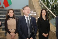 Первый рейс Баку-София: юбилей, каравай с медом и солью, хорошее настроение (ВИДЕО, ФОТО)