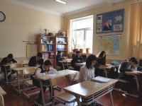 180 бакинских школьников проверили свои знания по русскому языку и литературе (ФОТО)